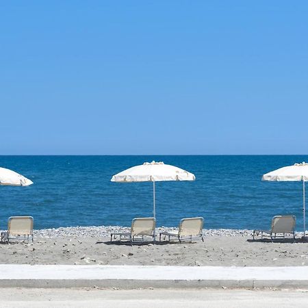 Athina Luxury Villa, With Pool & Walk To The Beach, By Thinkvilla 하니아 외부 사진