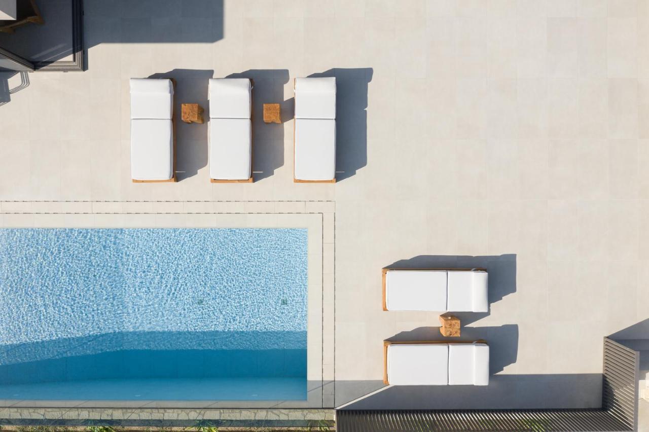 Athina Luxury Villa, With Pool & Walk To The Beach, By Thinkvilla 하니아 외부 사진